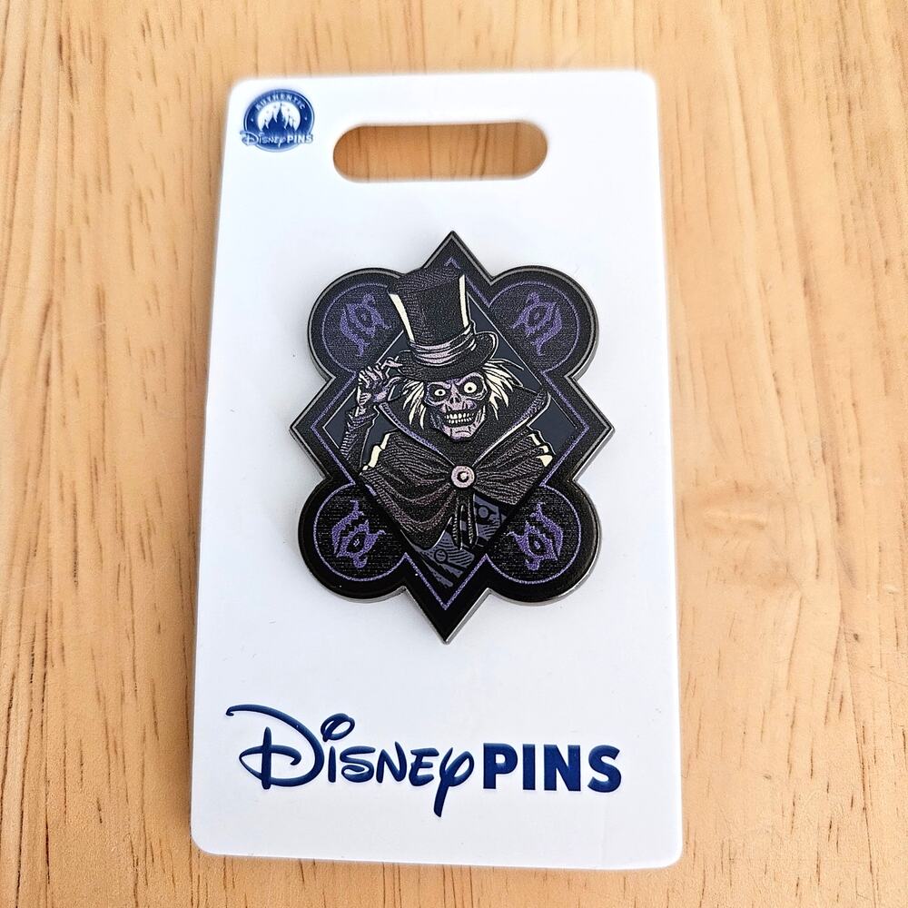 Disney The Hat Box Ghost Haunted Mansion Trading Pin NIP